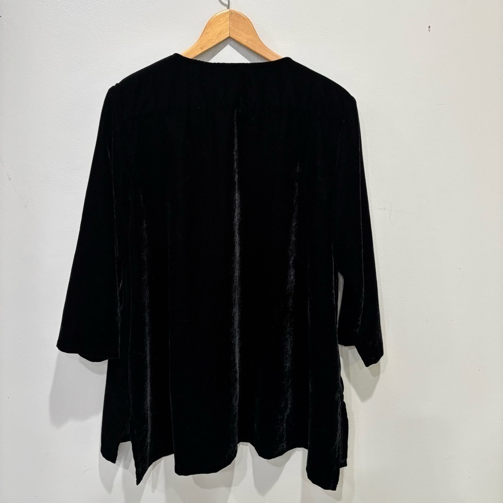 Kyla Seo Velvet Embroidered Floral Tunic Top Women’s Size Medium - Picture 7 of 11
